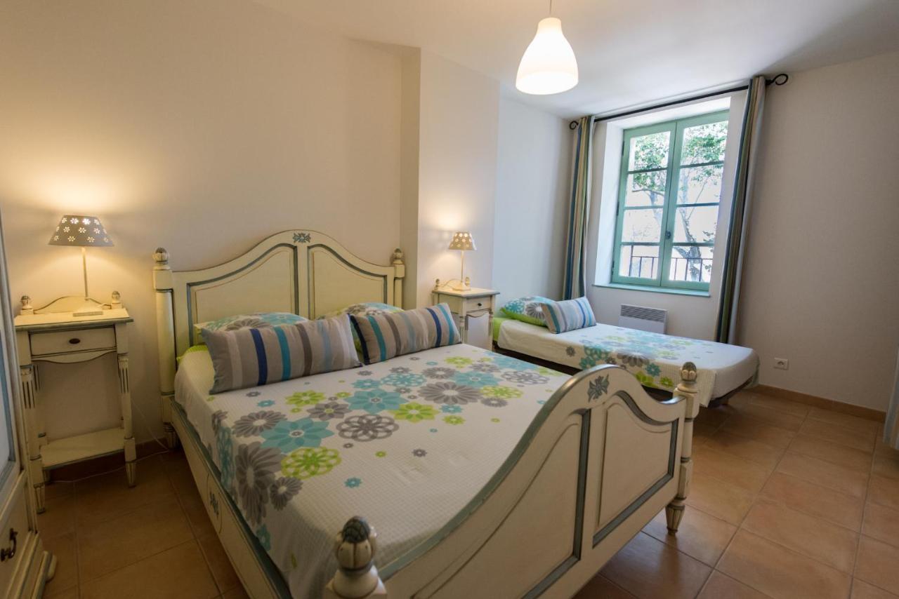Le Relais De Pigasse Hotell Ouveillan Exteriör bild