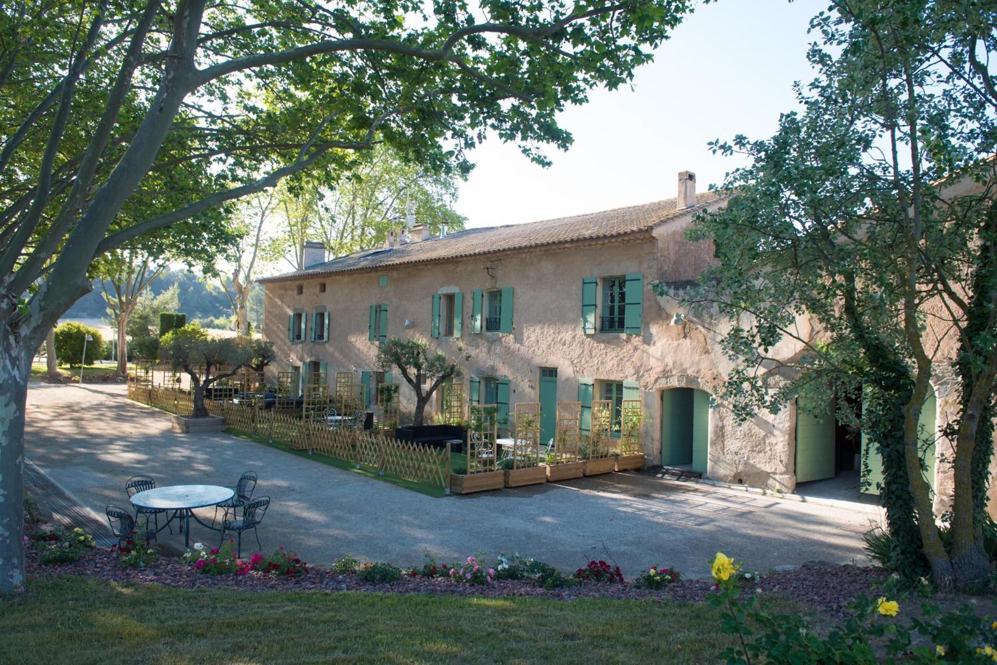 Le Relais De Pigasse Hotell Ouveillan Exteriör bild