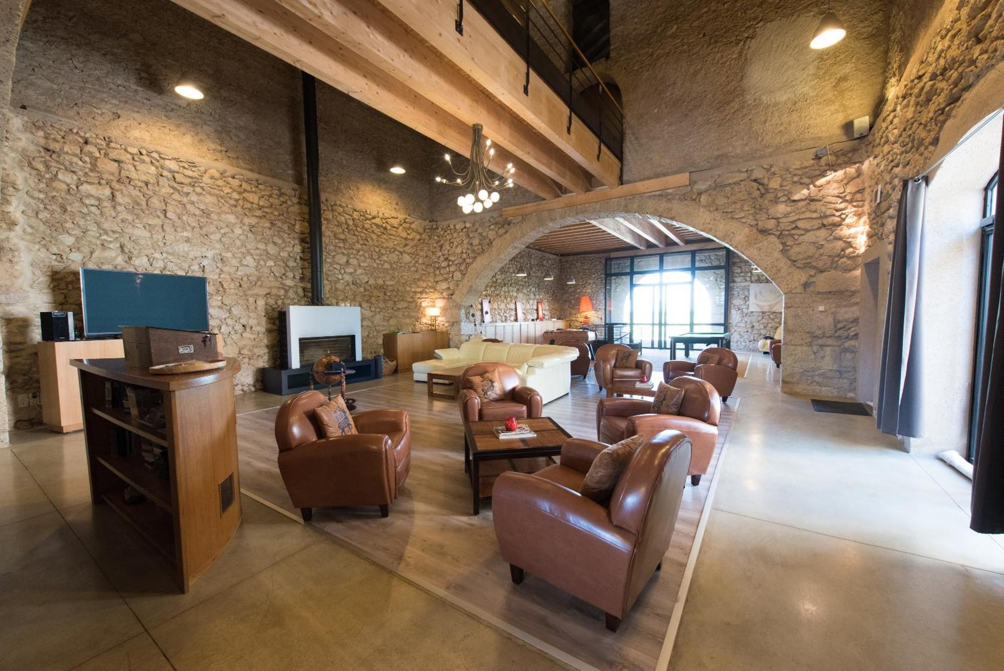 Le Relais De Pigasse Hotell Ouveillan Exteriör bild